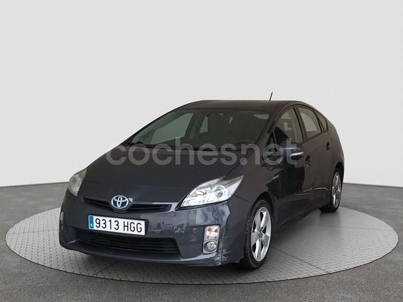Gris / plata Usado 2011 Toyota Prius Advance Berlina | 9900 € (Precio justo) - Imagen 1/4