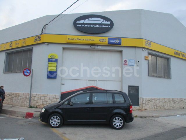 Negro Usado 2005 VW Touran Advance Monovolumen | 5600 € (Precio justo) - Imagen 1/4