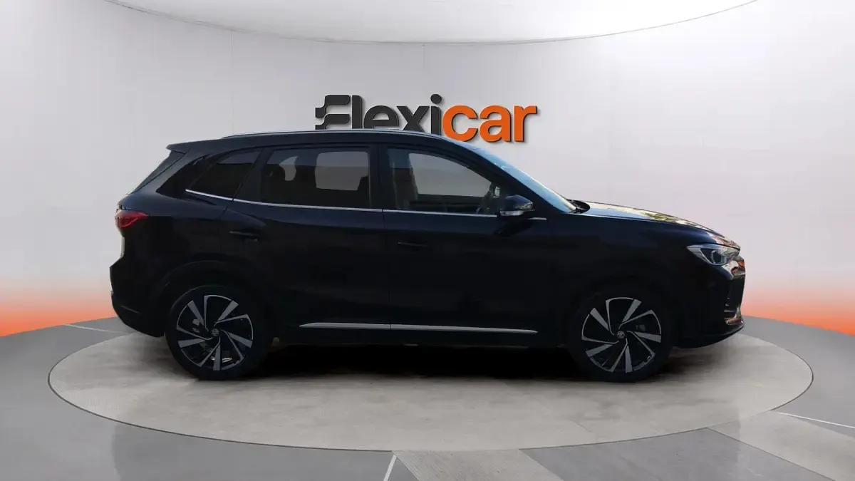 Usado MG ZS Luxury 197 CV (144 kW) 2025 Negro SUV