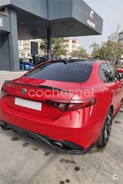 Usado Alfa Romeo Giulia Veloce 280 CV (205 kW) 2017 Rojo Berlina