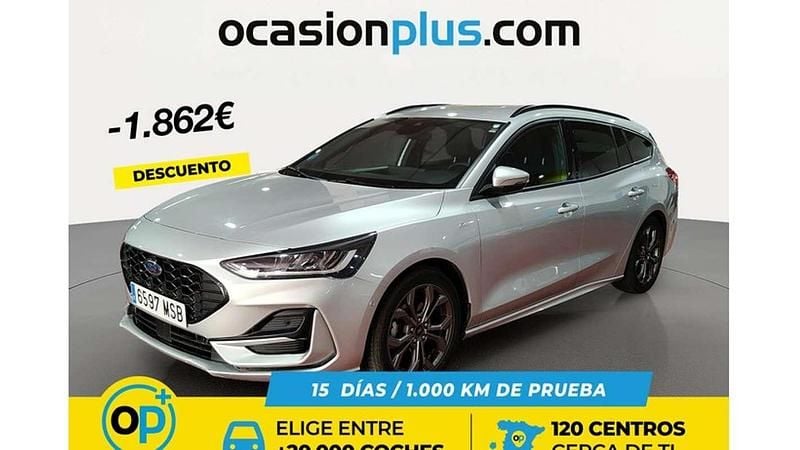Usado Ford Focus ST-Line 155 CV (114 kW) 2024 Plateado Familiar
