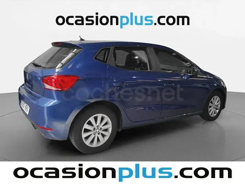 Usado Seat Ibiza Style 80 CV (58 kW) 2018 Azul Utilitario