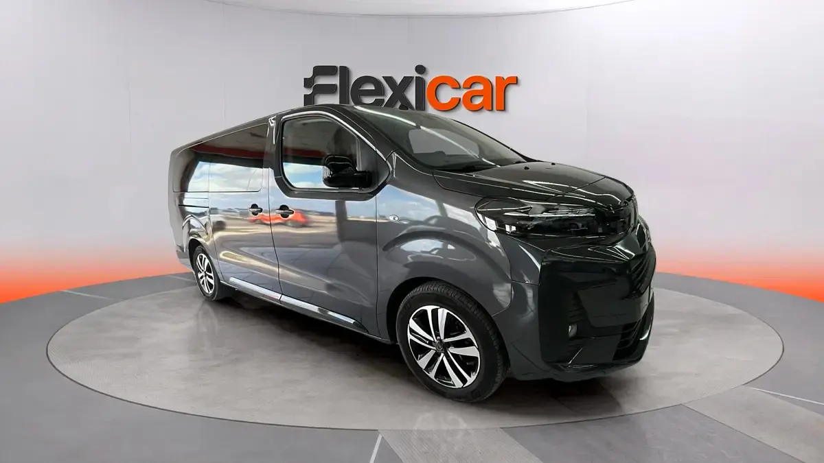 Usado Peugeot Traveller Business-Line 180 CV (132 kW) 2024 Monovolumen