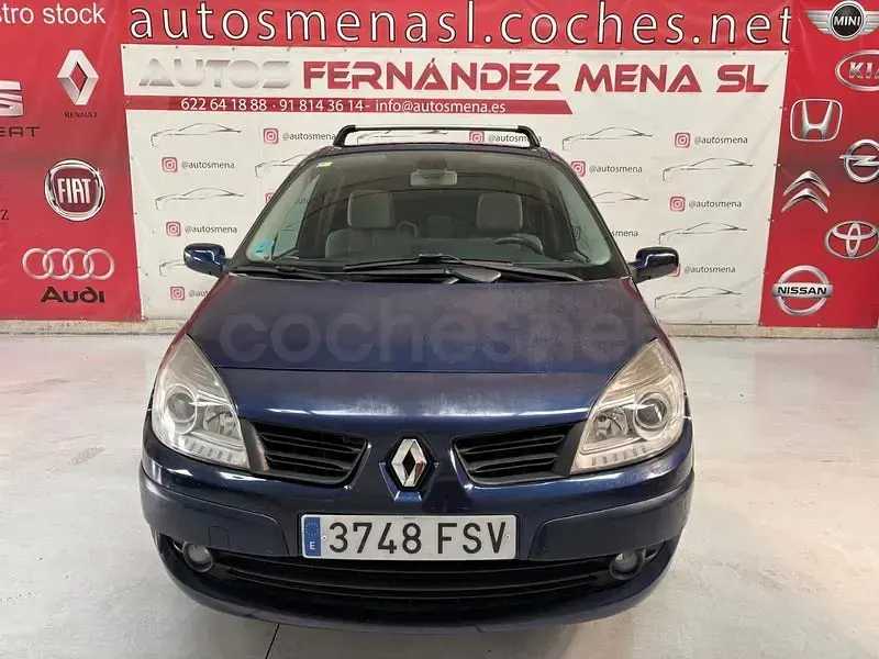 Usado Renault Grand Scénic II Expression 110 CV (80 kW) 2007 Azul Monovolumen