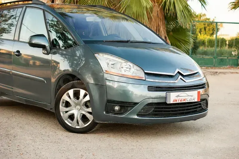 Usado Citroën C4 Picasso 110 CV (80 kW) 2007 Gris / plata Monovolumen