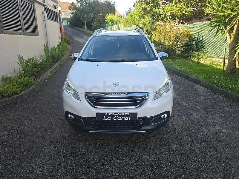 Usado Peugeot 2008 Style 100 CV (73 kW) 2016 Blanco SUV