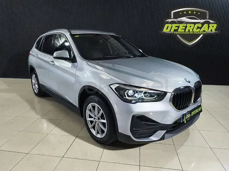 Usado BMW X1 116 CV (85 kW) 2021 Gris / plata SUV