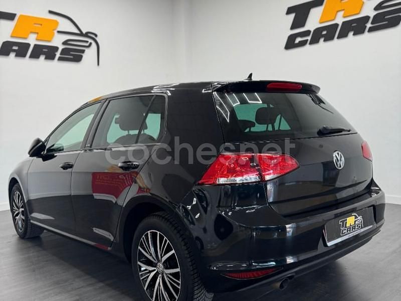 Usado VW Golf VII Advance 115 CV (84 kW) 2017 Negro Berlina