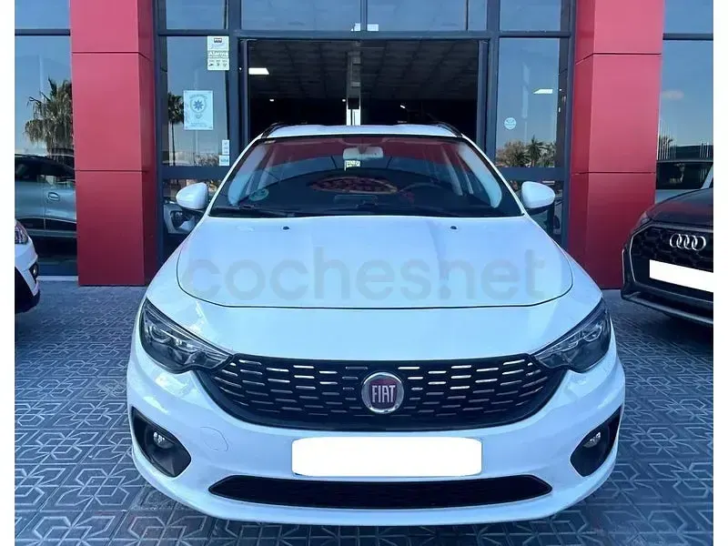 Usado Fiat Tipo Lounge 120 CV (88 kW) 2019 Blanco Berlina