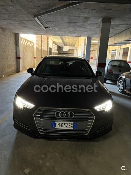 Usado Audi A4 150 CV (110 kW) 2017 Negro Familiar