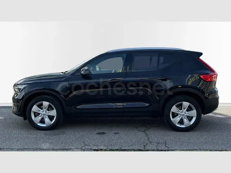 Usado Volvo XC40 Core 163 CV (119 kW) 2024 Negro SUV
