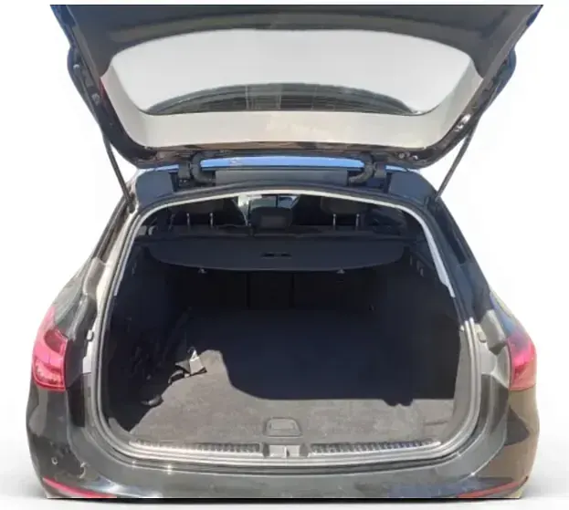 Usado Mercedes C200 204 CV (150 kW) 2022 Negro Familiar