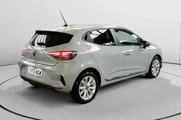 Usado Renault Clio Evolution 101 CV (74 kW) 2025 Utilitario