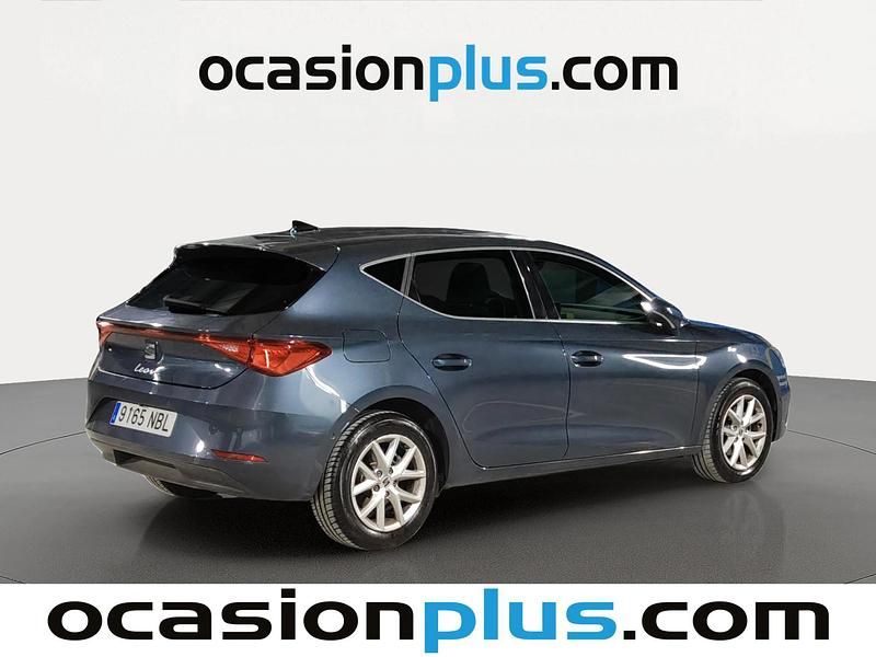 Usado Seat Leon Style 116 CV (85 kW) 2025 Gris Berlina