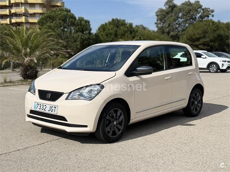 Usado Seat Mii 75 CV (55 kW) 2015 Beige Utilitario