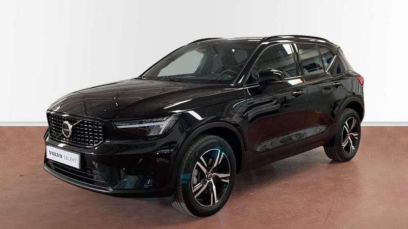 Negro Usado 2024 Volvo XC40 Plus SUV | 41.900 € (Caro) - Imagen 1/4