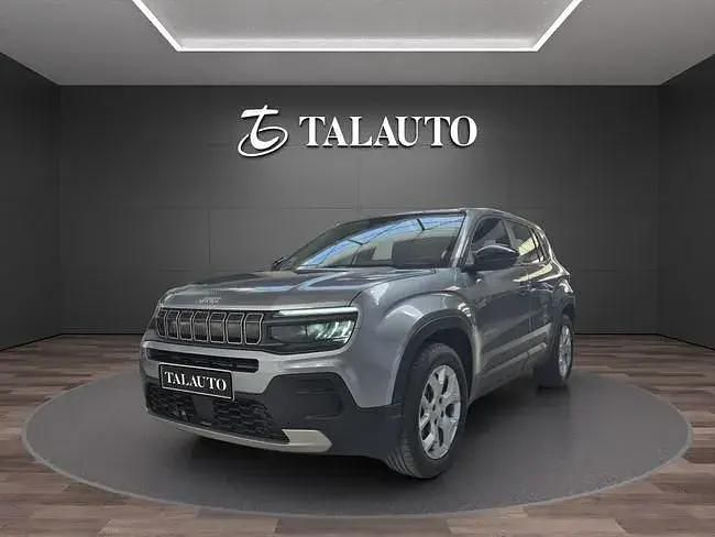 Usado Jeep Avenger Altitude 100 HP (73 kW) 2024 Cinzento SUV