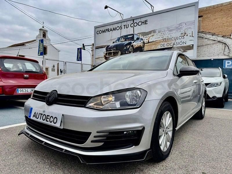Usado VW Golf VII Advance 110 CV (80 kW) 2016 Gris / plata Berlina