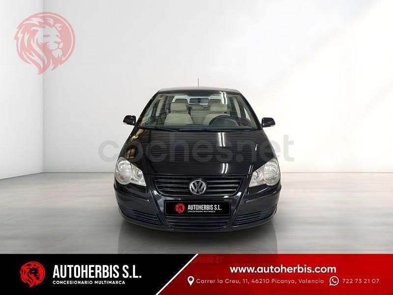 Usado VW Polo Advance 86 CV (63 kW) 2006 Negro Utilitario