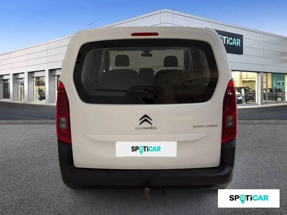 Usado Citroën Berlingo Live 110 CV (80 kW) 2020 Blanco Monovolumen