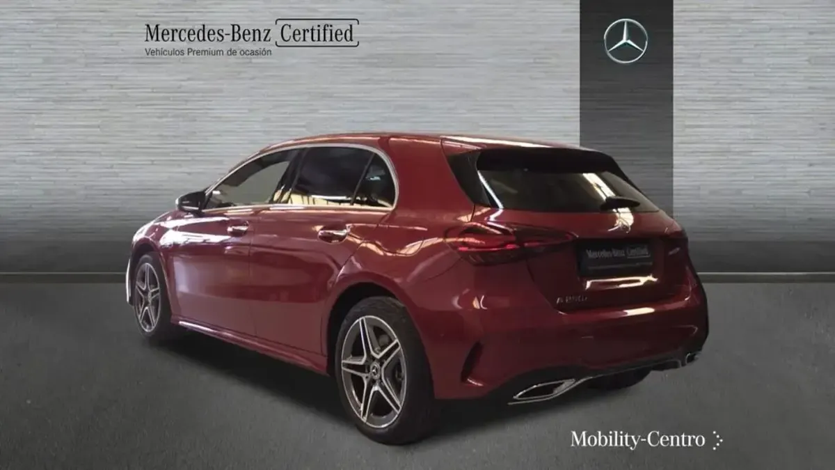 Usado Mercedes A250 217 CV (159 kW) 2024 Manufaktur rojo patagonia metalizado Utilitario