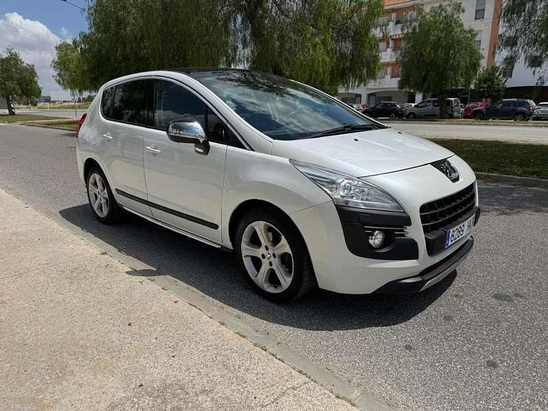 Usado Peugeot 3008 Allure 150 CV (110 kW) 2012 Blanco Monovolumen