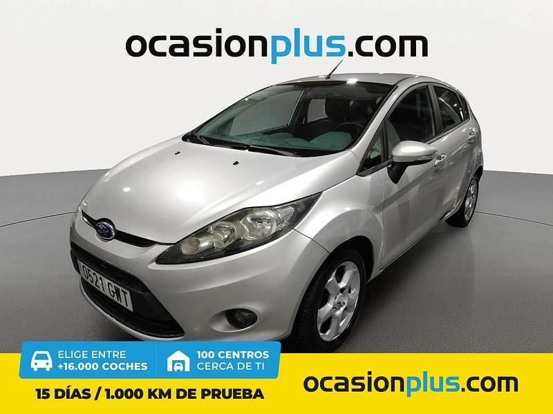 Gris plata Usado 2010 Ford Fiesta Trend Utilitario | 6450 € (Precio justo) - Imagen 1/4