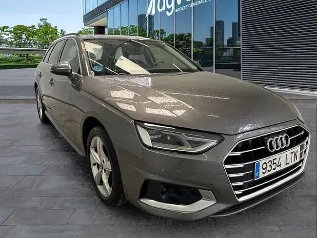Usado Audi A4 Advanced 163 CV (119 kW) 2021 Gris Familiar