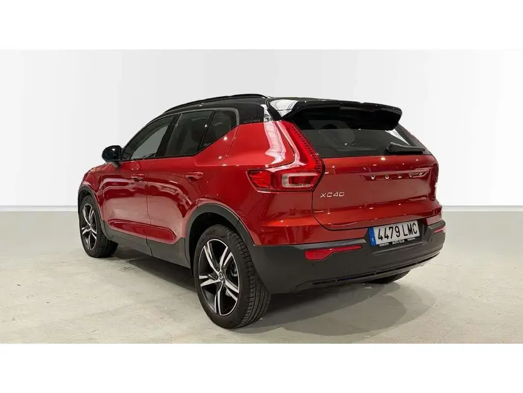 Usado Volvo XC40 R-Design 211 CV (155 kW) 2020 Rojo SUV