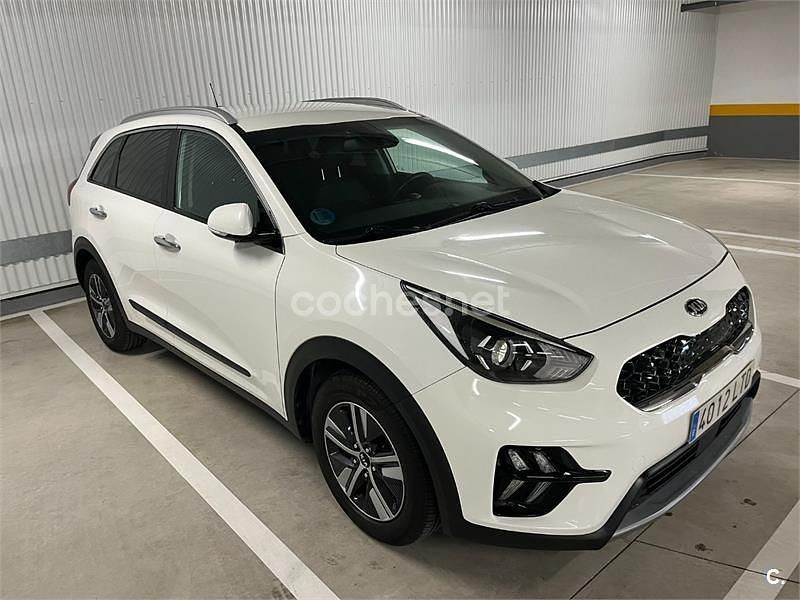 Usado Kia Niro 141 CV (103 kW) 2021 Blanco SUV