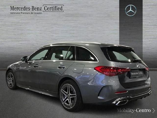 Usado Mercedes C300e 313 CV (230 kW) 2024 Gris selenita