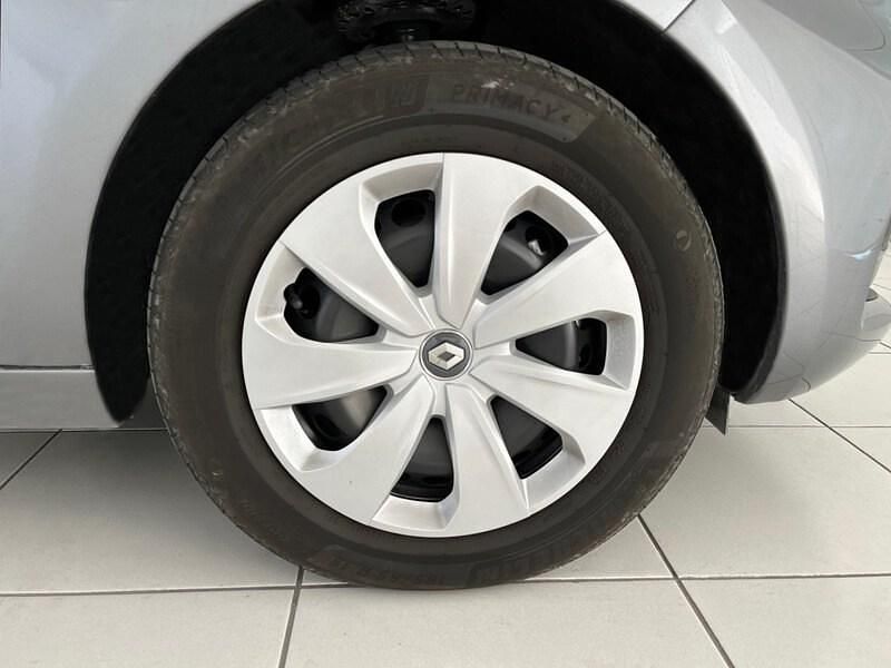 Usado Renault Zoe Evolution 80 kW (110 CV) 2023 Gris schiste Utilitario
