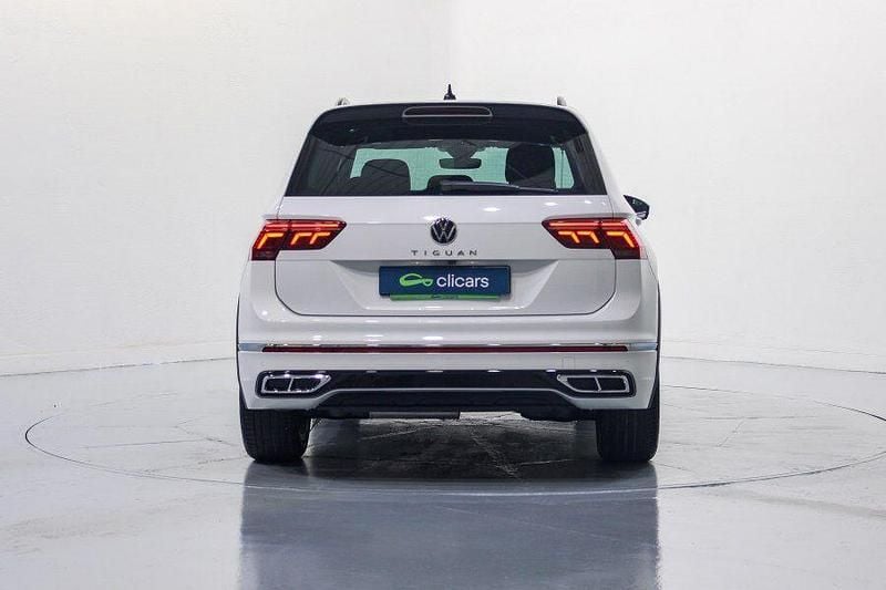 Usado VW Tiguan R-line 150 HP (110 kW) 2022 Branco SUV
