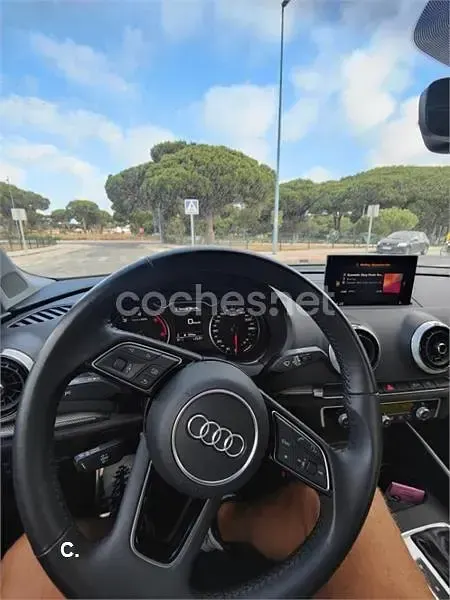 Usado Audi A3 Design 110 CV (80 kW) 2018 Negro Berlina