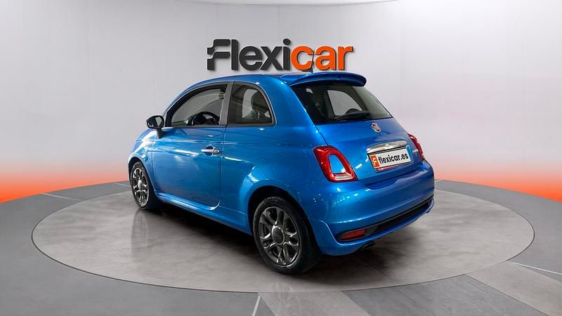 Usado Fiat 500 71 CV (52 kW) 2021 Azul Berlina