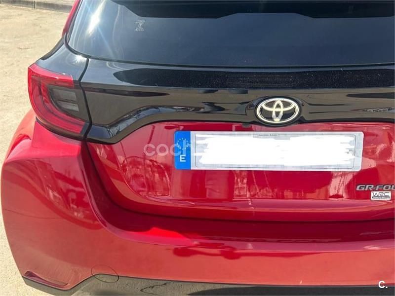 Usado Toyota Yaris 261 CV (191 kW) 2020 Rojo Berlina