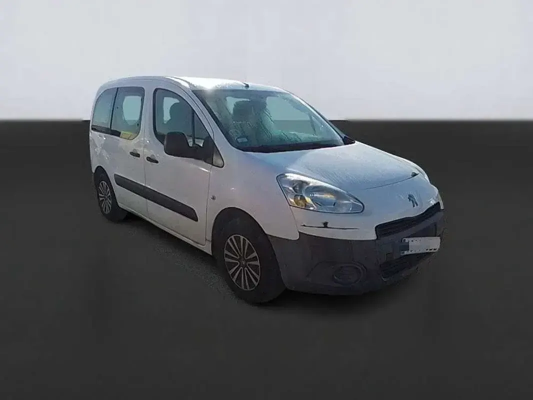 Usado Peugeot TePee Access 92 CV (67 kW) 2015 Blanco Van