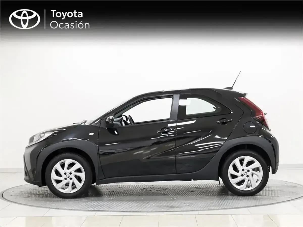 Occasion Toyota Aygo Play 72 PK (52 kW) 2024 Zwart