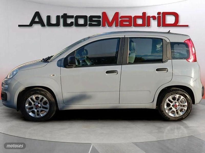 Usado Fiat Panda 70 CV (51 kW) 2022 Gris / plata Utilitario