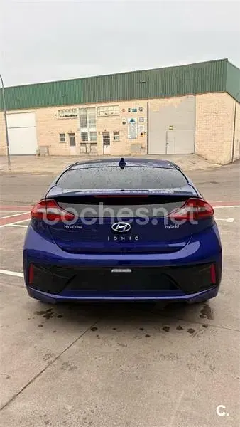 Usado Hyundai Ioniq 141 CV (103 kW) 2019 Azul Utilitario