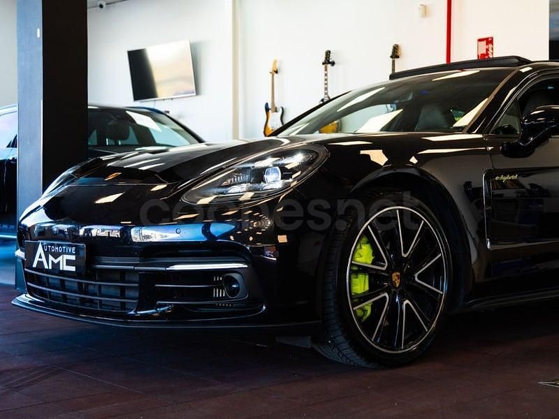 Usado Porsche Panamera Sport Turismo 462 CV (339 kW) 2019 Negro Familiar