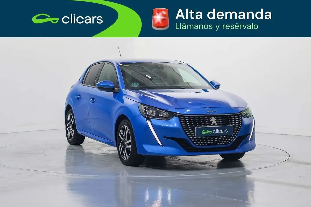 Usado Peugeot 208 Allure 102 CV (75 kW) 2020 Azul Utilitario