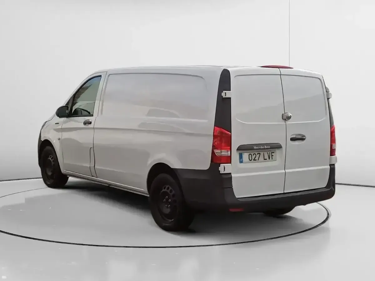 Usado Mercedes e-Vito 85 kW (116 CV) 2021 Blanco Van