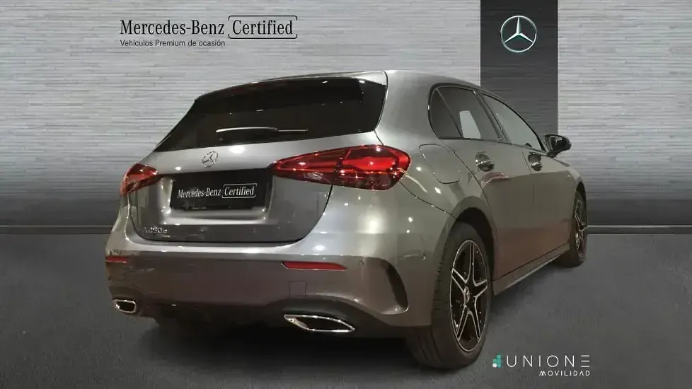 Usado Mercedes A250 218 CV (160 kW) 2025 Gris Berlina
