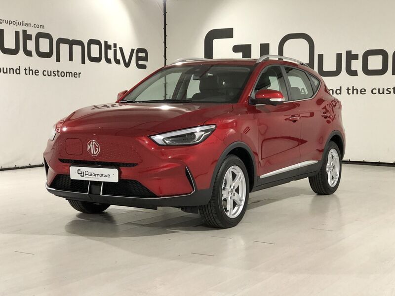 Rojo Usado 2024 MG ZS Luxury Berlina | 34.990 € - Imagen 1/4