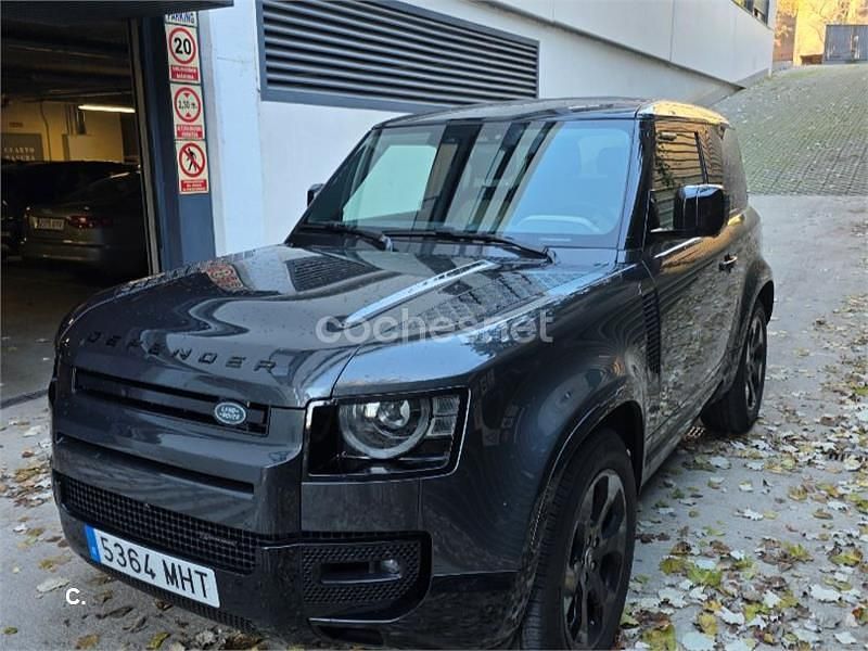 Negro Usado 2023 Land Rover Defender HSE SUV | 88.800 € - Imagen 1/4