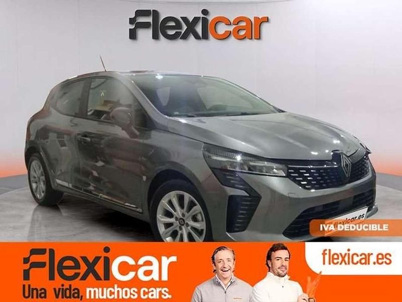 Gris Usado 2025 Renault Clio V Evolution Utilitario | 15.990 € (Precio justo) - Imagen 1/4