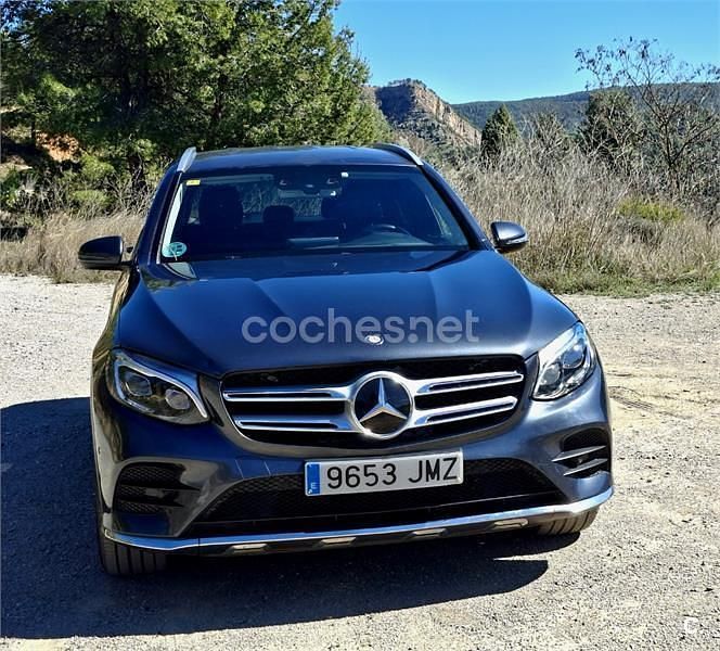 Usado Mercedes GLC220 AMG line 170 CV (125 kW) 2016 Gris / plata SUV