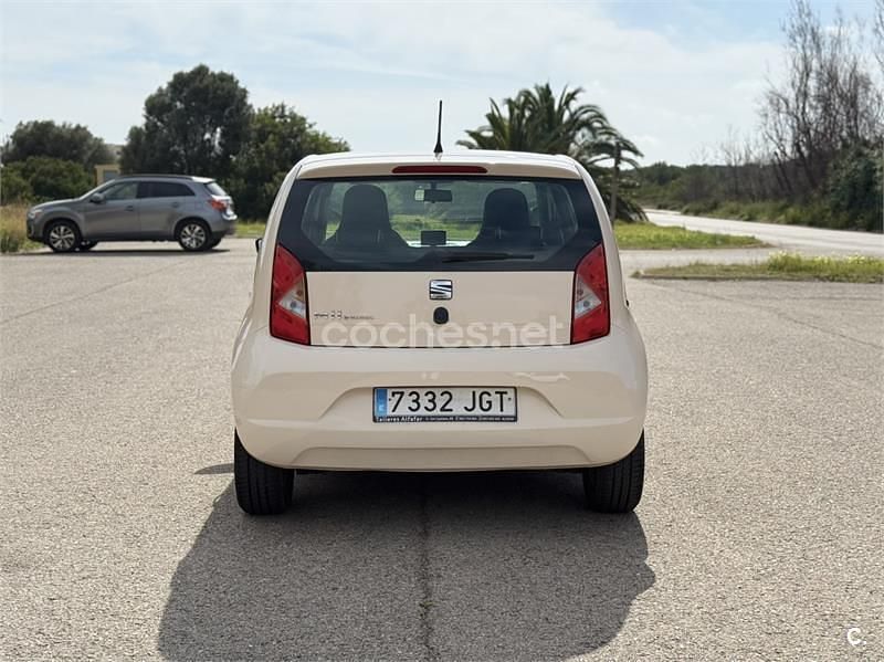 Usado Seat Mii 75 CV (55 kW) 2015 Beige Utilitario