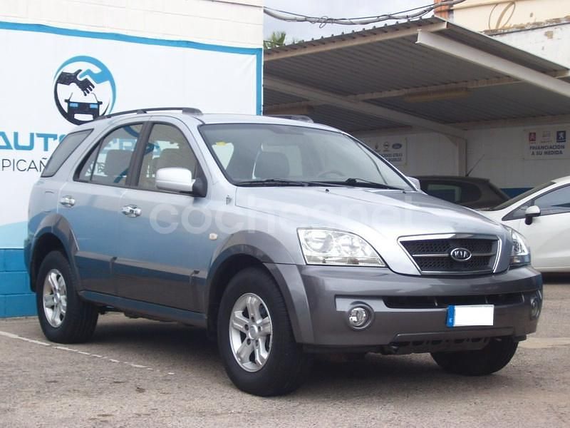 Usado Kia Sorento EX 140 CV (102 kW) 2005 Gris / plata SUV